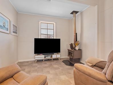 90 Killarney Street, Hannans, Kalgoorlie WA 6430