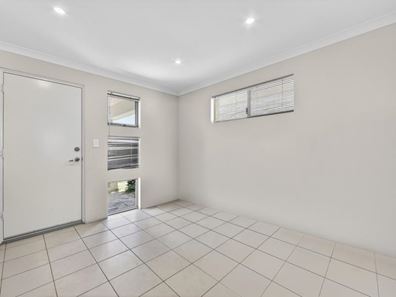 74 Adelong Avenue, Golden Bay WA 6174