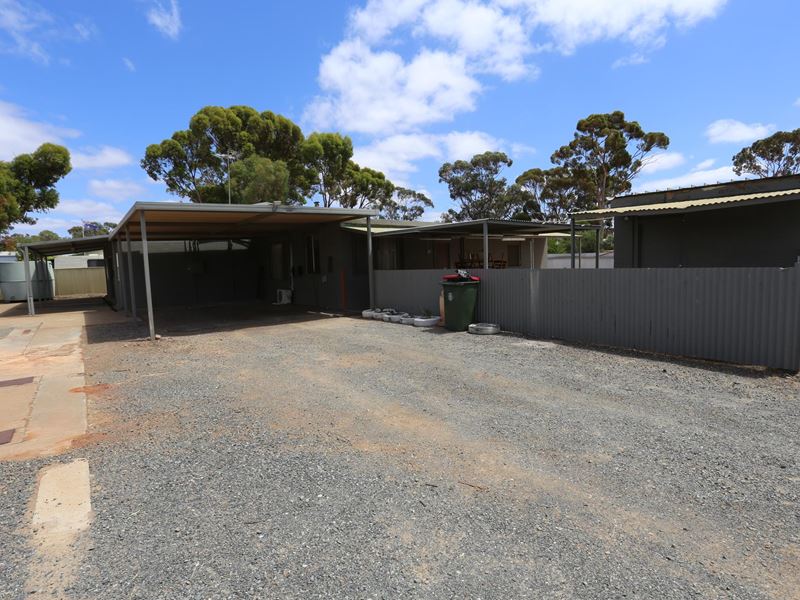3 Melaleuca Road, Kambalda West WA 6442