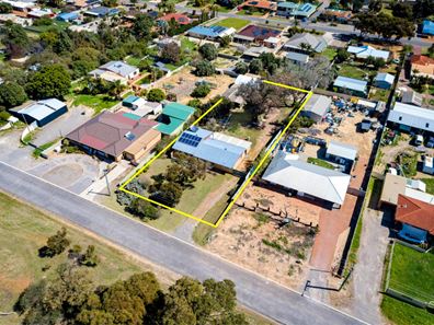 13 Alexander Drive, Glenfield WA 6532