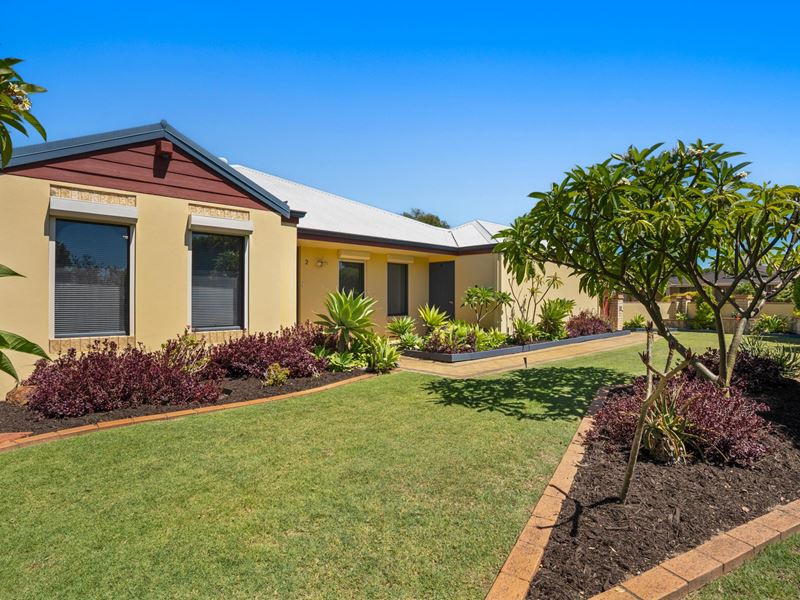 2 Harrington Waters Drive, Waikiki
