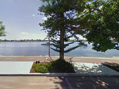 15A The Esplanade, Mount Pleasant WA 6153