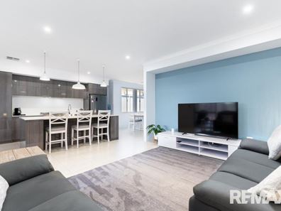 7 Triton Road, Jindalee WA 6036