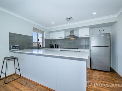 9 Saltriver Street, Ellenbrook WA 6069