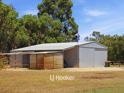 84 Kangaroo Loop, Birchmont WA 6214