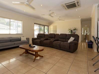 15 Barding Loop, Kununurra WA 6743