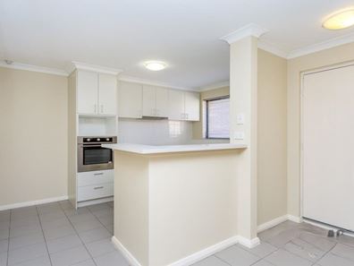 48/191 Railway Avenue, Kelmscott WA 6111