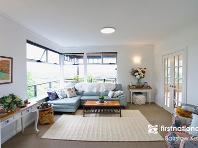 10 Drew Lane, Mira Mar WA 6330