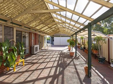 1 Wroxton Street, Midland WA 6056