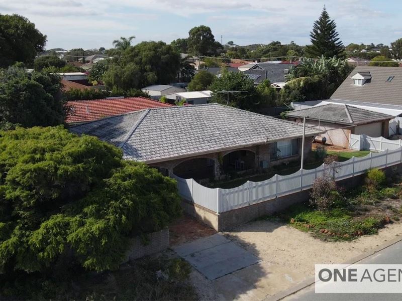 1 Bentley Street, Singleton WA 6175