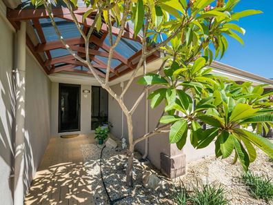 12 Greenough Place, Millbridge WA 6232