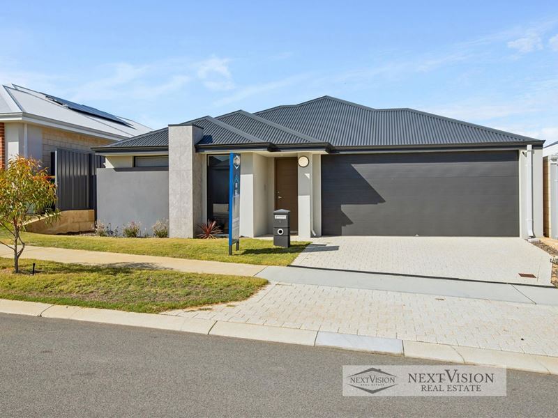 6 Corymbia Way, Hammond Park WA 6164