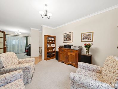 12 Jarrah Road, Roleystone WA 6111