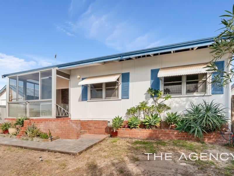 17A Fourth Avenue, Shoalwater WA 6169