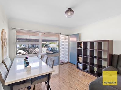 15B Calvert Way, Girrawheen WA 6064