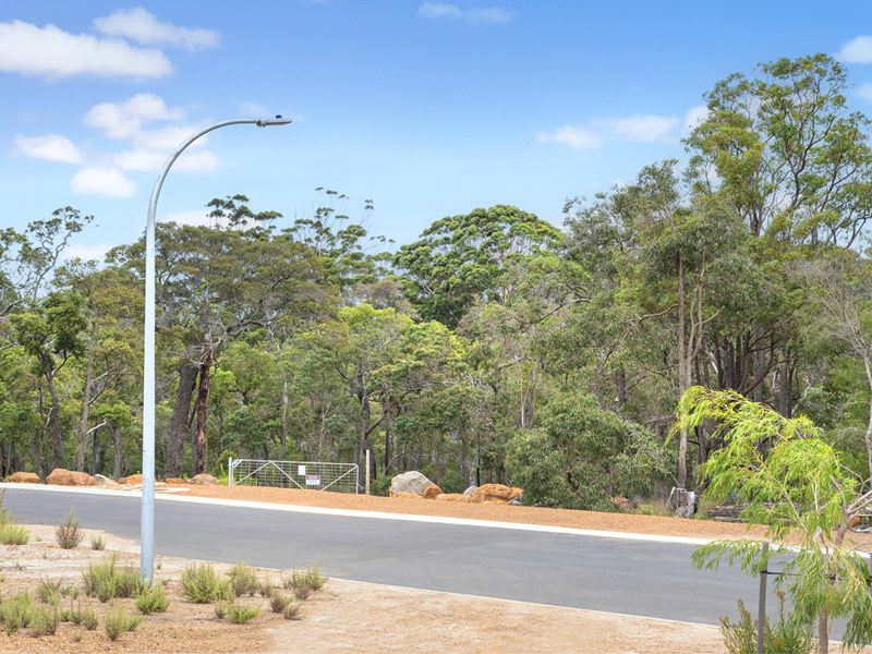 35 Hardwood Loop, Cowaramup