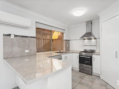 22 Pusey Street, Bentley WA 6102