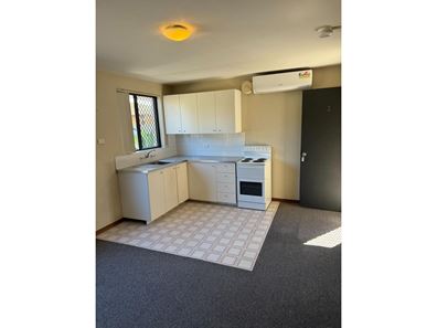 2/126 Central Av, Inglewood WA 6052