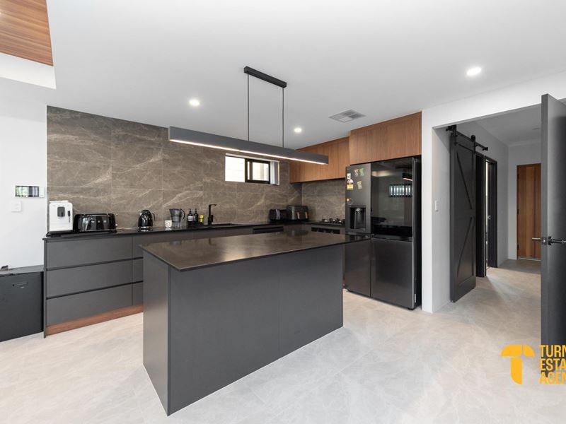 15B Corbett Way, Booragoon WA 6154