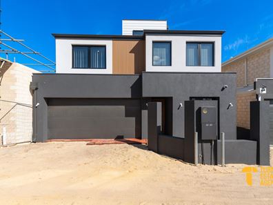 15B Corbett Way, Booragoon WA 6154