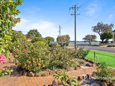 1 Francis Street, Australind WA 6233