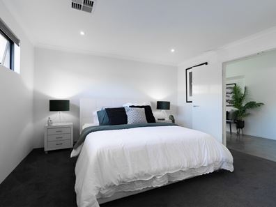 8 Bagatelle Road, Landsdale WA 6065