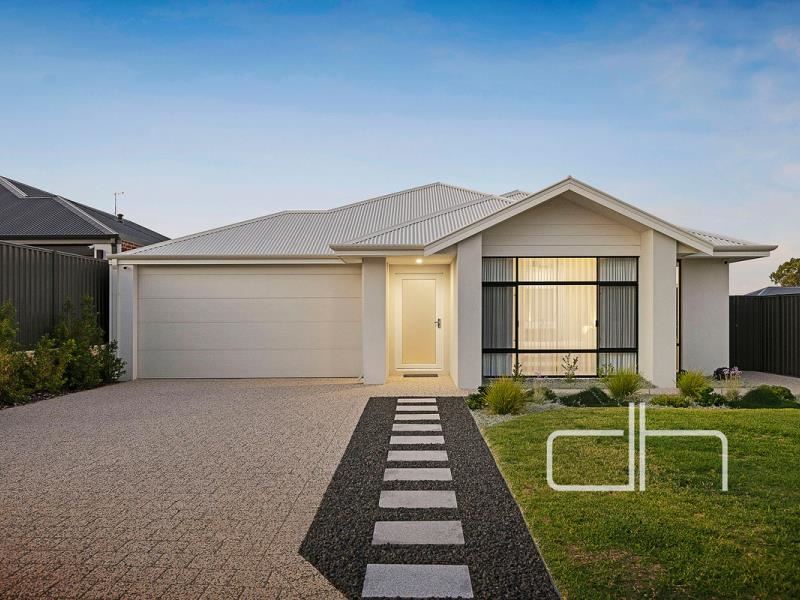 4 Rosmarino Drive, Landsdale WA 6065