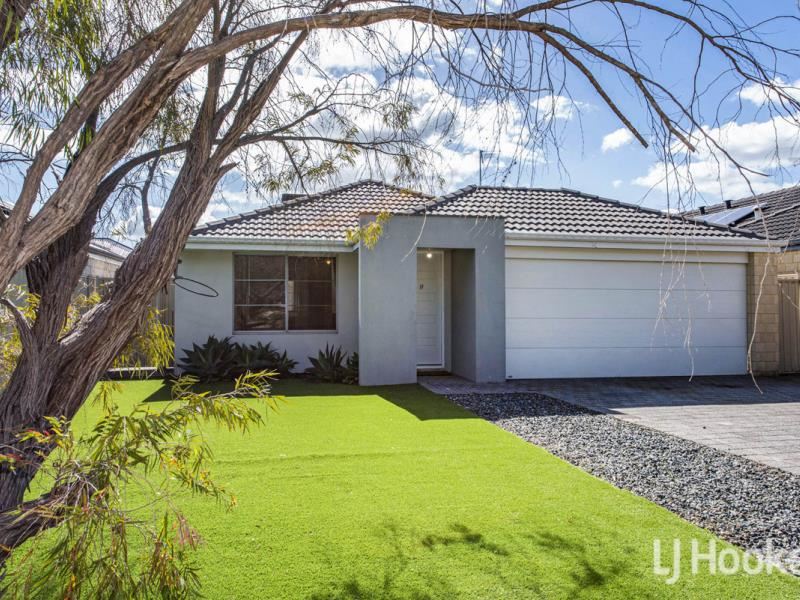 17 Lloyd Avenue, Ravenswood