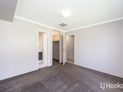 17 Lloyd Avenue, Ravenswood WA 6208