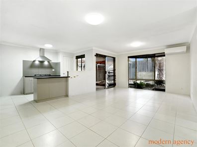 4 Aventurine parade, Wellard WA 6170