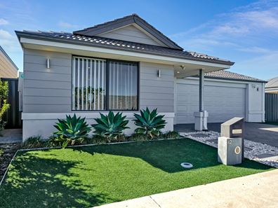 62 Hickman Drive, Piara Waters WA 6112