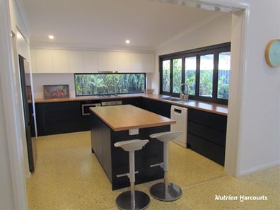 19 Bell Street, Dalwallinu WA 6609