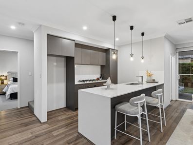 18D Bridgewater Crescent, Karrinyup WA 6018