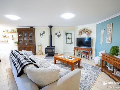 18 Vernon Lane, Mckail WA 6330