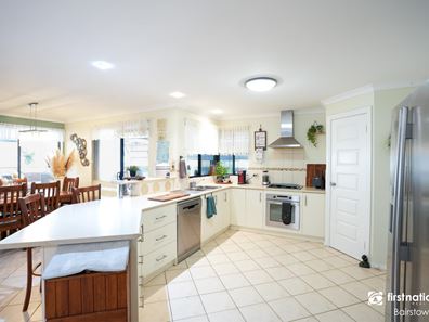 18 Vernon Lane, Mckail WA 6330