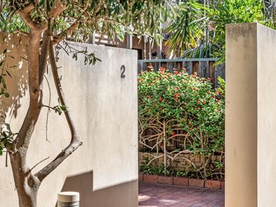 2/59 Dalkeith Road, Nedlands WA 6009