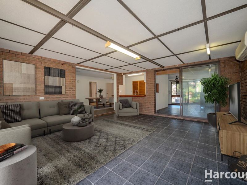 4 Cormorant Court, Heathridge