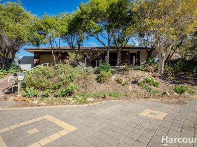 4 Cormorant Court, Heathridge WA 6027