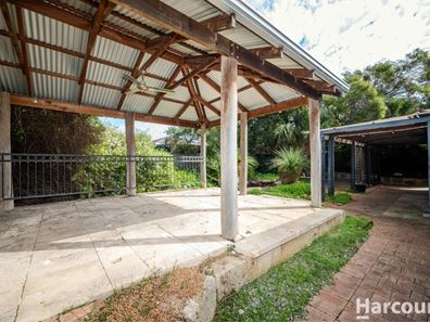 4 Cormorant Court, Heathridge WA 6027