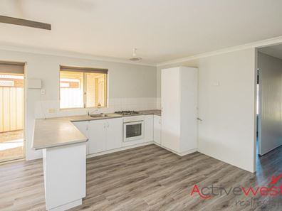 2/271 Third Street, Wonthella WA 6530