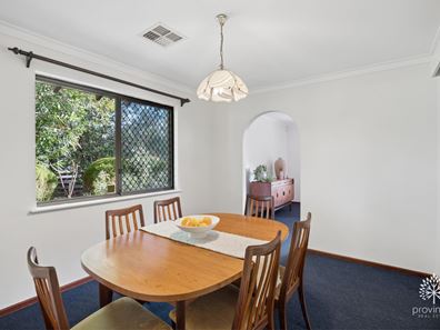 25 Kathleen Road, Lesmurdie WA 6076