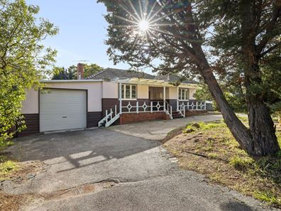 12 Temby Avenue, Kalamunda WA 6076