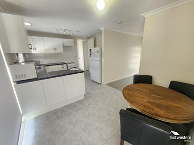 ROOM 4/13 Eddystone Avenue, Craigie WA 6025