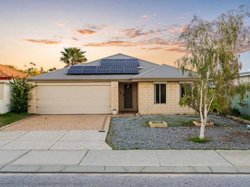52 Aroona Way, Maddington