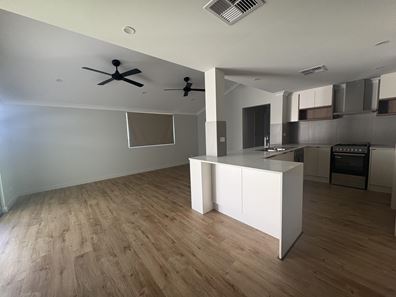 2 Reserve Street, Dongara WA 6525