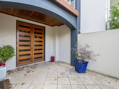 7B Moreau Mews, Applecross WA 6153