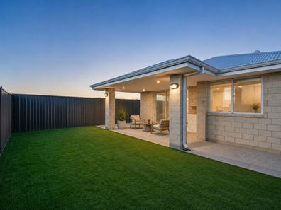 34 Albican Street, Jindalee WA 6036