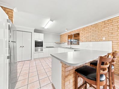 8 Waratah Court, Strathalbyn WA 6530