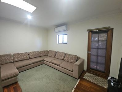 285 McDonald Street, Yokine WA 6060