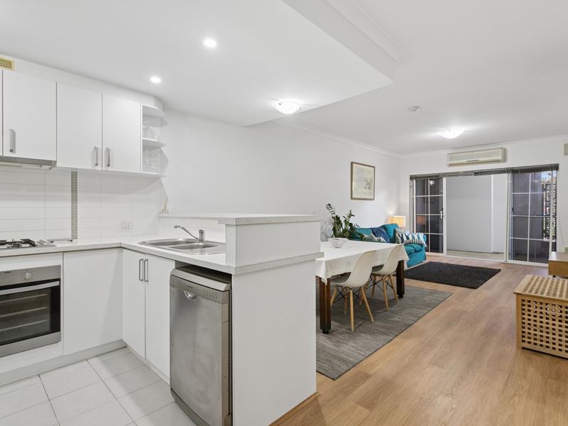 4/165 Grand Boulevard, Joondalup WA 6027